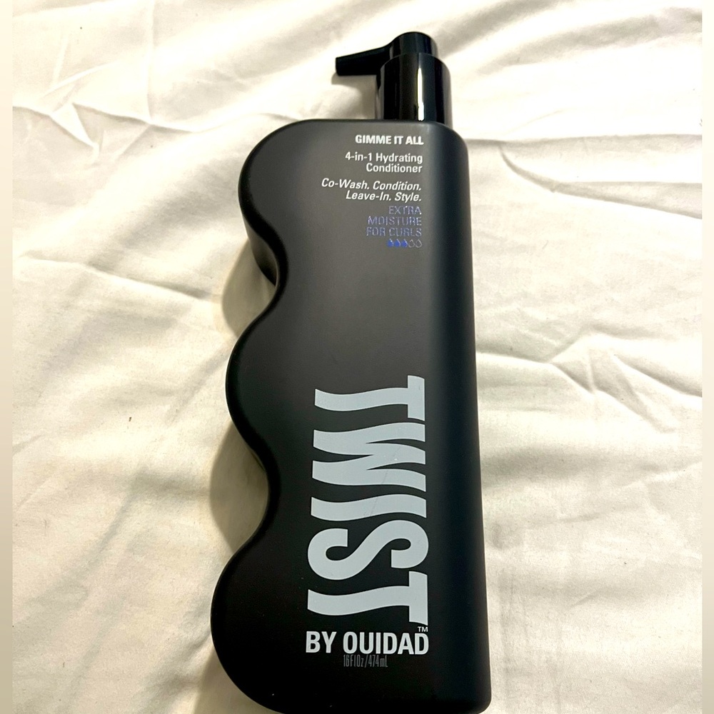 Twist by Quidad Gimme it All 4-in-1 hydrating conditioner